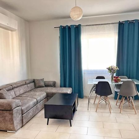 Teo Apartment Paphos Exterior foto