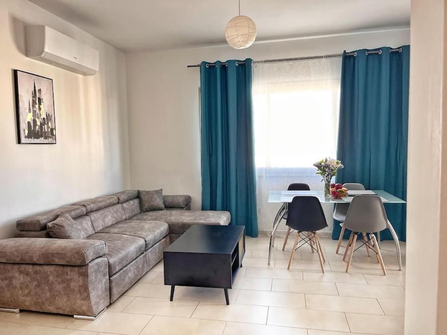 Teo Apartment Paphos Exterior foto